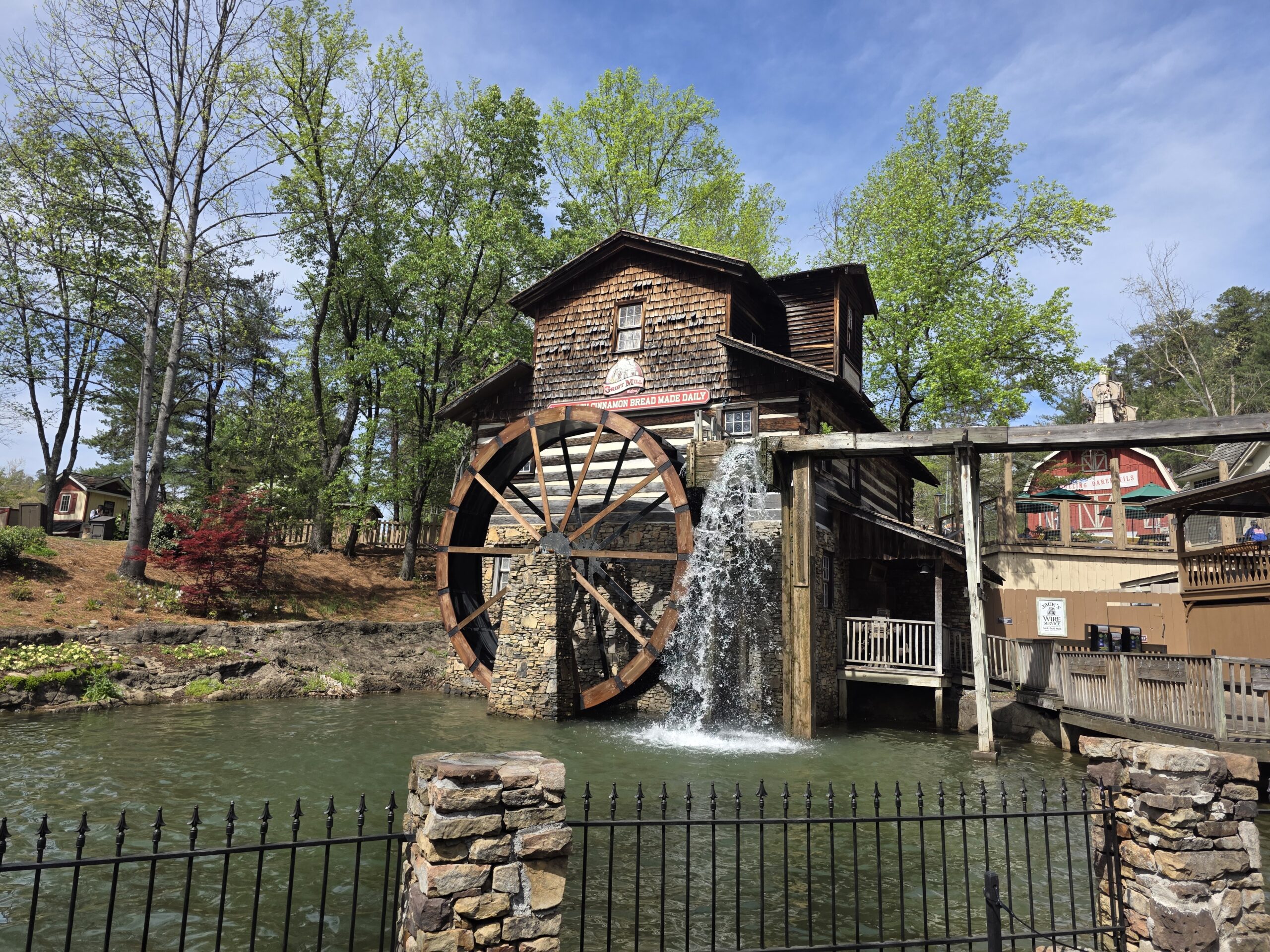 Dollywood Mill